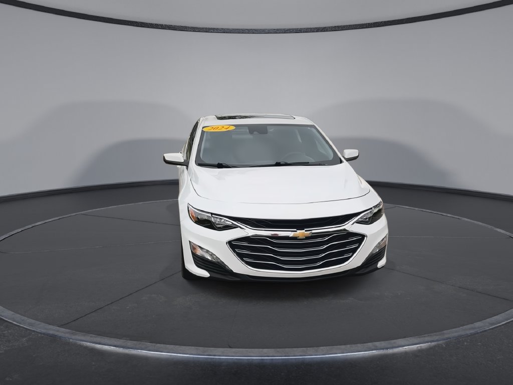 Used 2024 Chevrolet Malibu LT FWD image 3