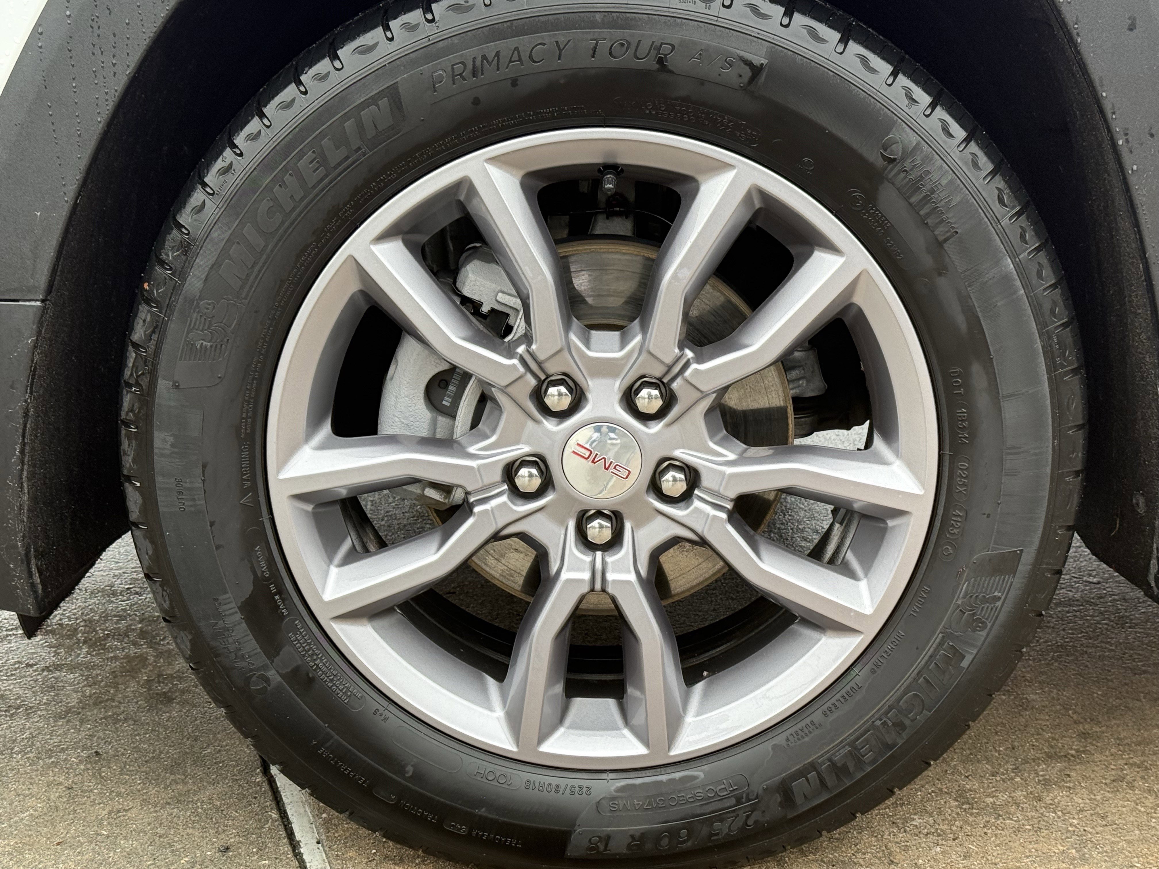 Used 2024 GMC Terrain SLT image 12