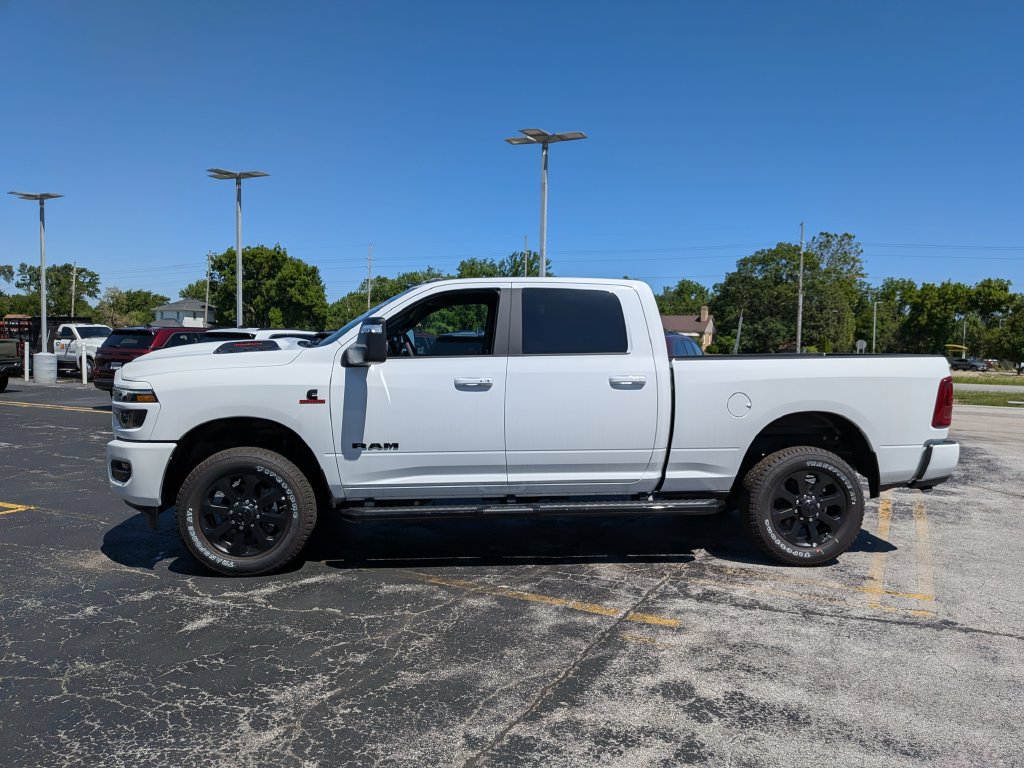 New 2026 RAM 2500 Laramie AWD/4WD image 3