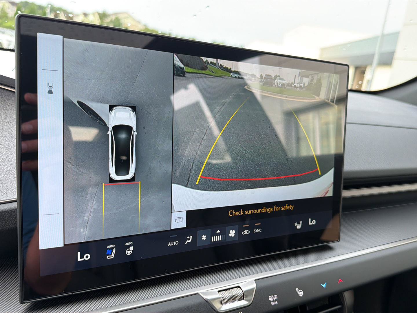 New 2026 Lexus ES 350e w/ Accessory Package (Z2) FWD image 26