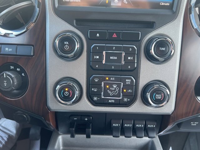 Used 2016 Ford F250 Lariat w/ Lariat Ultimate Package image 26