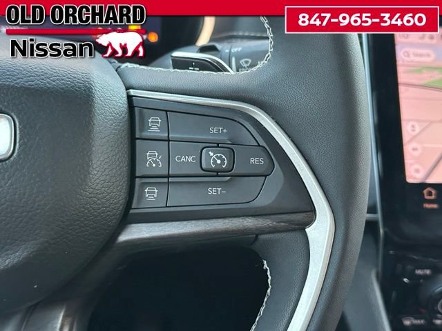 Used 2023 Jeep Grand Cherokee L Limited AWD/4WD image 20
