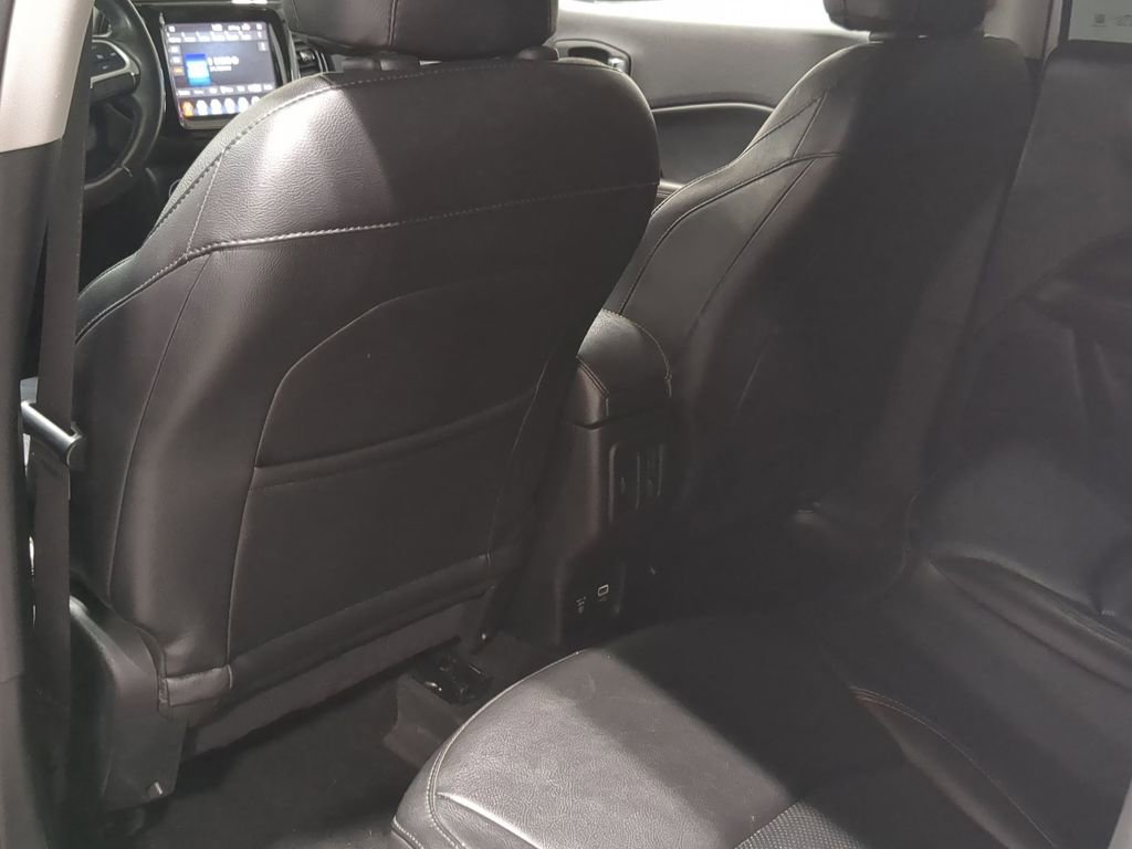 Used 2019 Jeep Compass Limited image 21