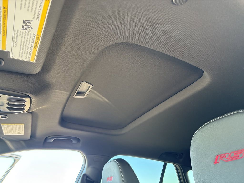 New 2026 Chevrolet Trax RS w/ Sunroof Package image 28