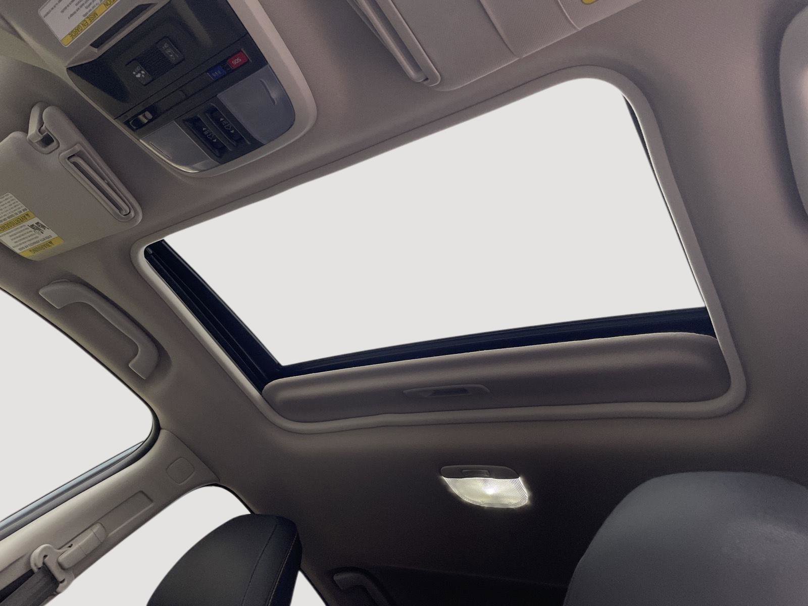 Certified 2022 Subaru Crosstrek 2.5i Limited w/ Moonroof Package 2 image 20