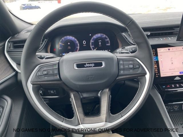 New 2026 Jeep Grand Cherokee Altitude image 14