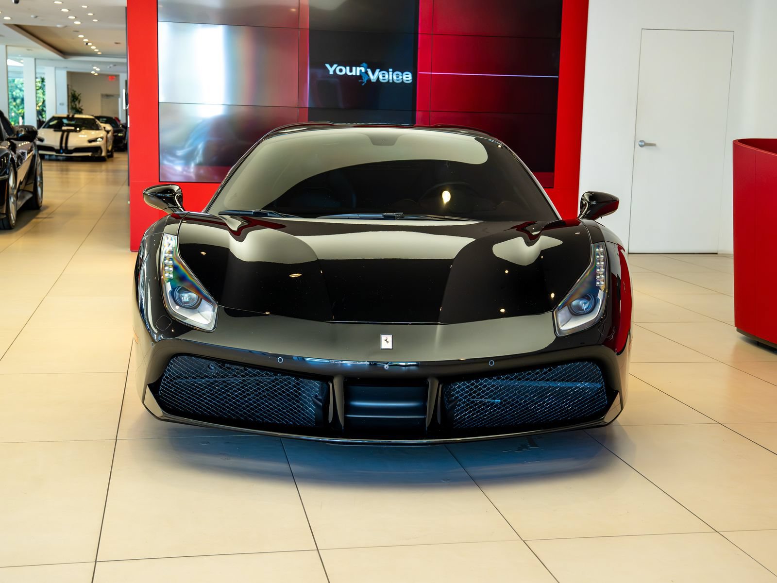 Used 2018 Ferrari 488 Spider RWD image 28