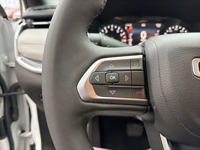 Used 2023 Jeep Compass Limited image 21