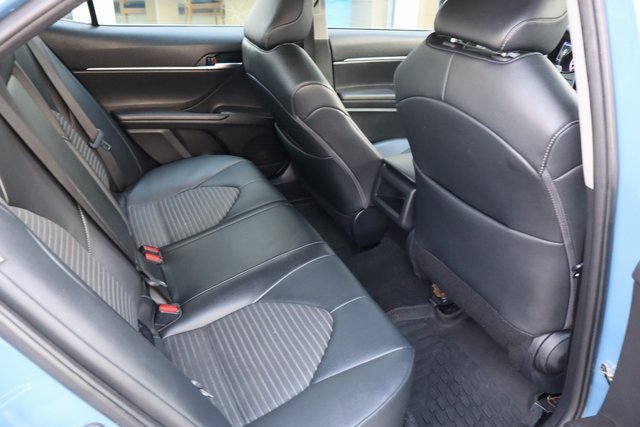 Used 2024 Toyota Camry SE image 14