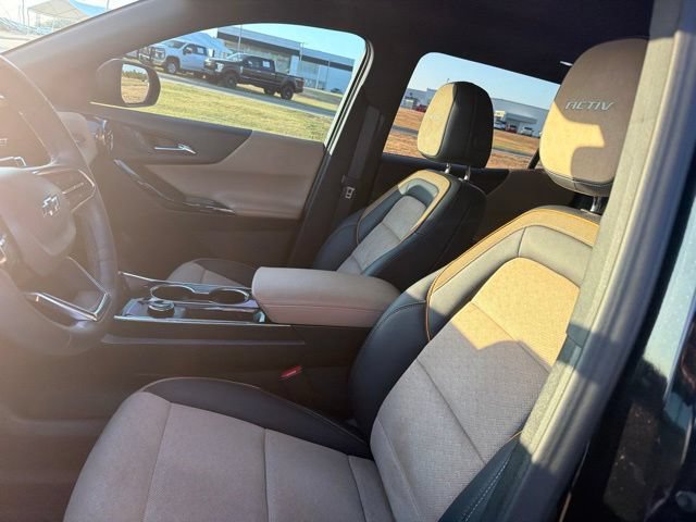 Used 2026 Chevrolet Equinox ACTIV w/ Convenience Package III AWD/4WD image 9