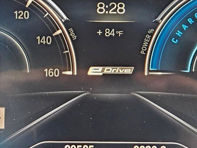 Used 2018 BMW 740e xDrive AWD/4WD image 24