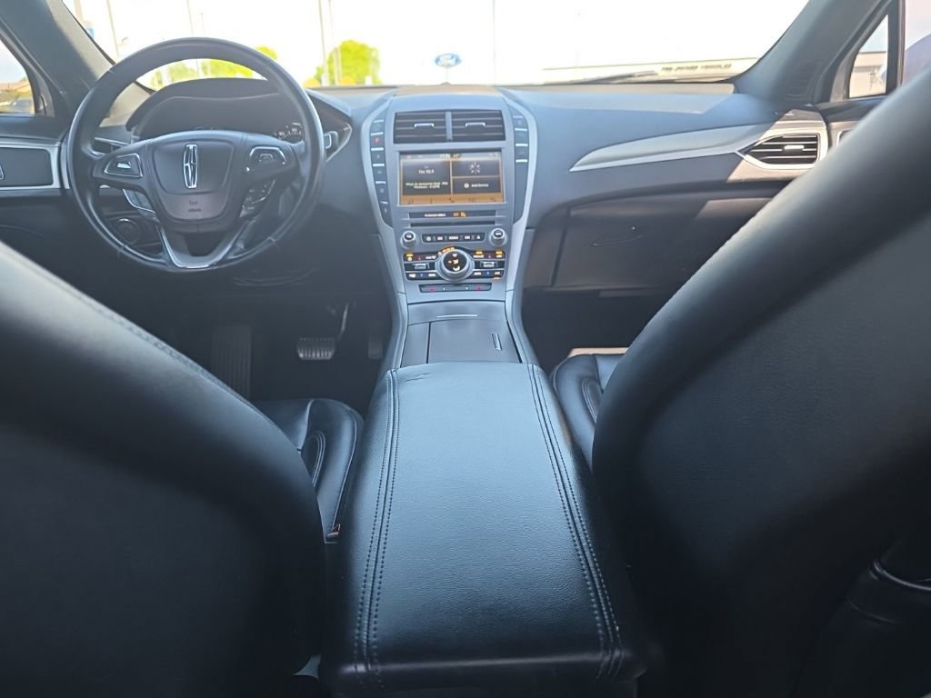 Used 2018 Lincoln MKZ Premiere FWD image 14
