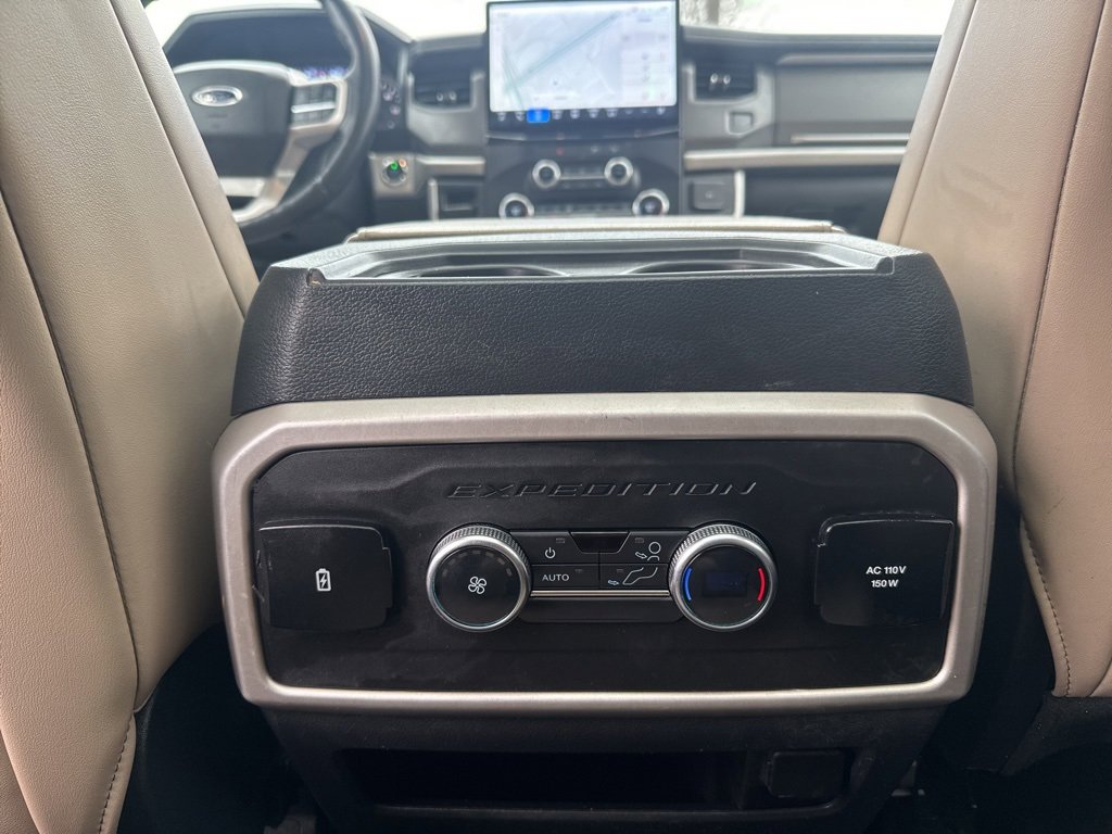 Used 2022 Ford Expedition XLT image 27