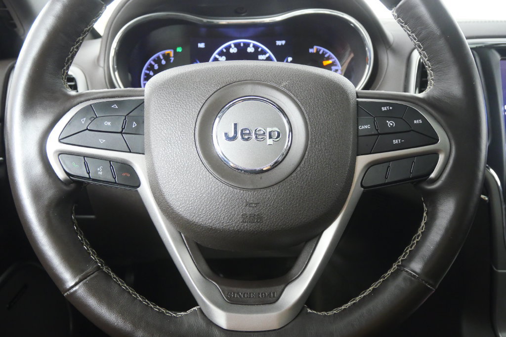 Used 2018 Jeep Grand Cherokee Overland RWD image 21