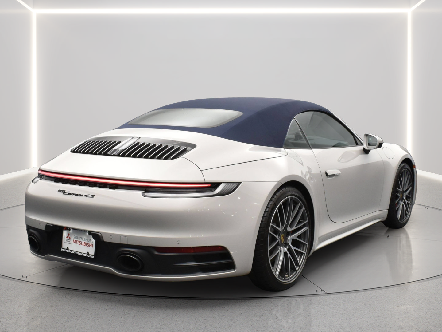 Used 2023 Porsche 911 Carrera S RWD image 16