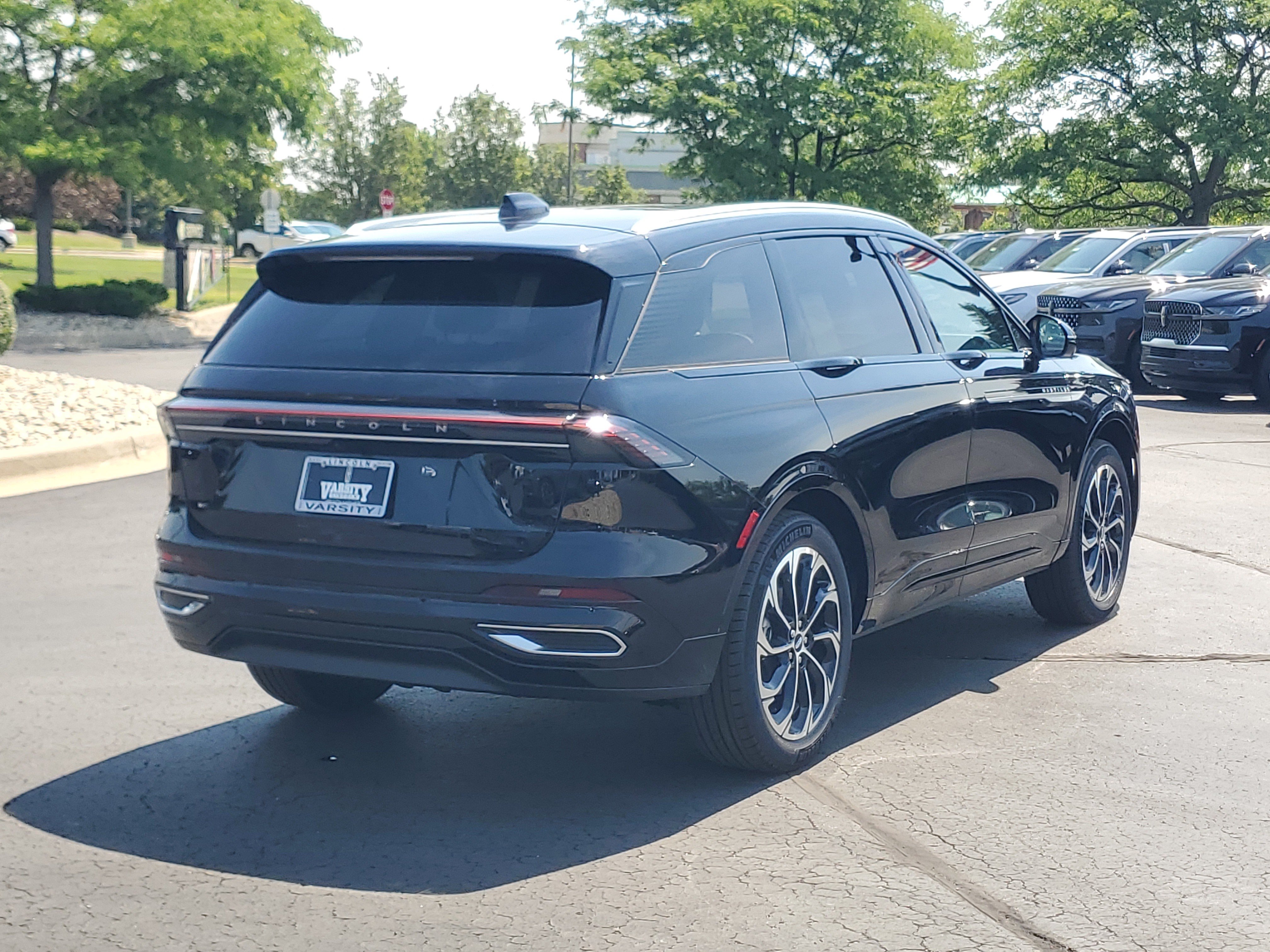New 2026 Lincoln Nautilus Reserve AWD/4WD image 4