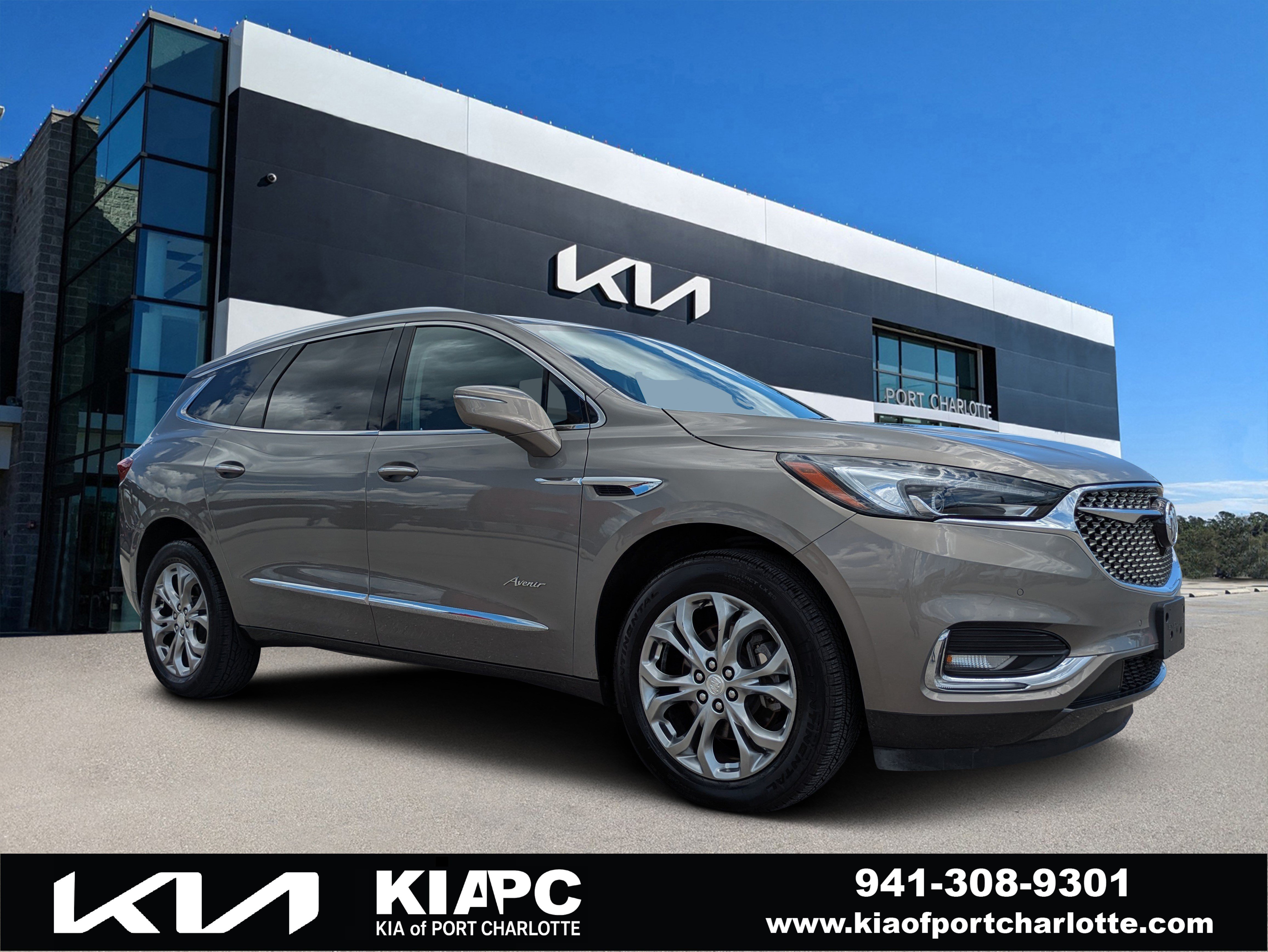 Used 2019 Buick Enclave Avenir w/ Avenir Technology Package AWD/4WD image 1