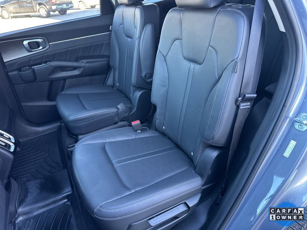 Used 2025 Kia Sorento SX FWD image 45