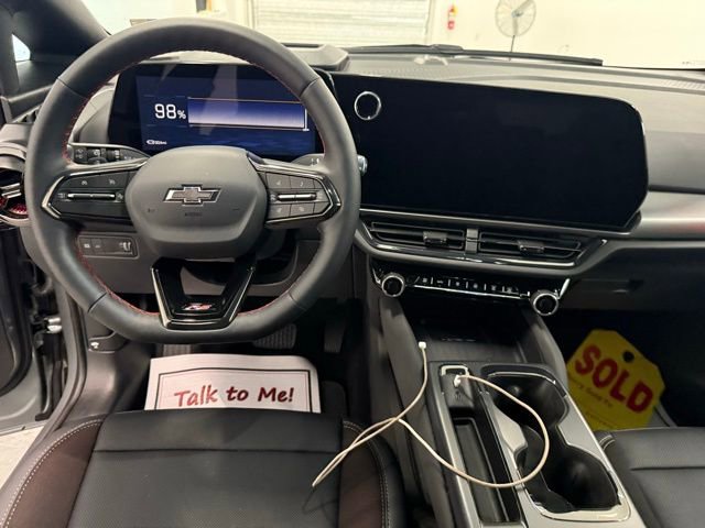 New 2026 Chevrolet Equinox EV RS image 16