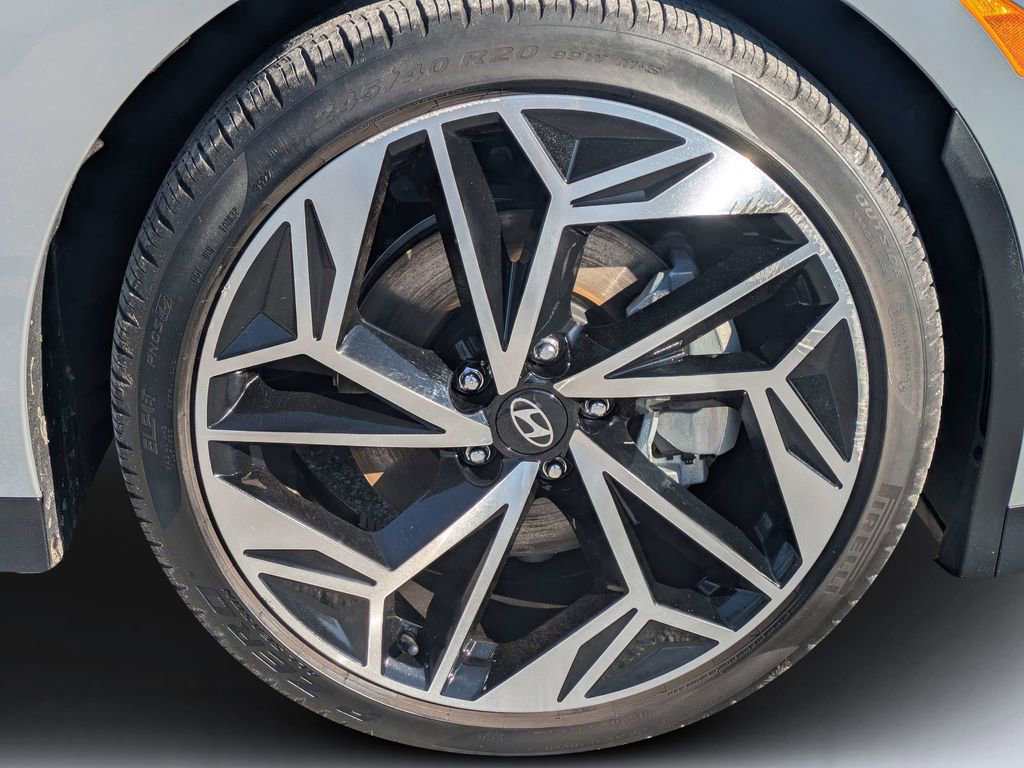 Used 2023 Hyundai Ioniq 6 SEL RWD image 11