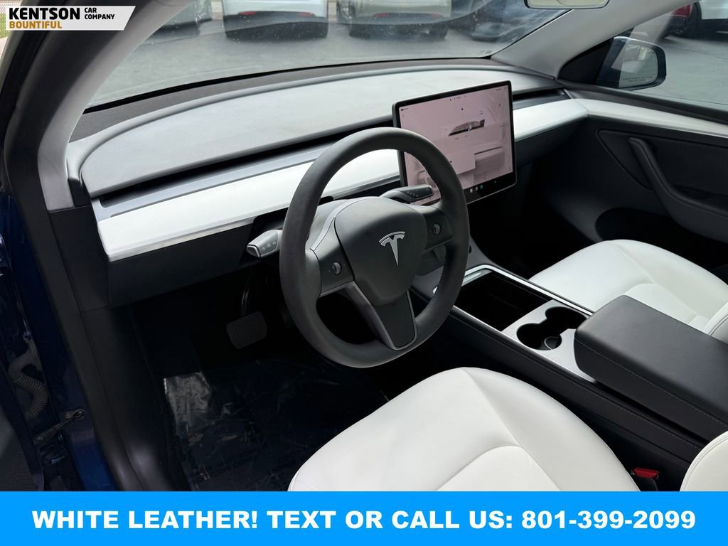 Used 2024 Tesla Model Y Long Range AWD/4WD image 21
