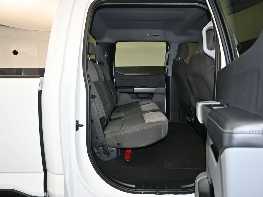 Certified 2024 Ford F350 XLT image 18