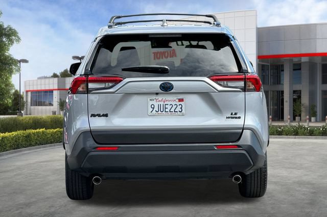 Used 2023 Toyota RAV4 LE AWD/4WD image 6