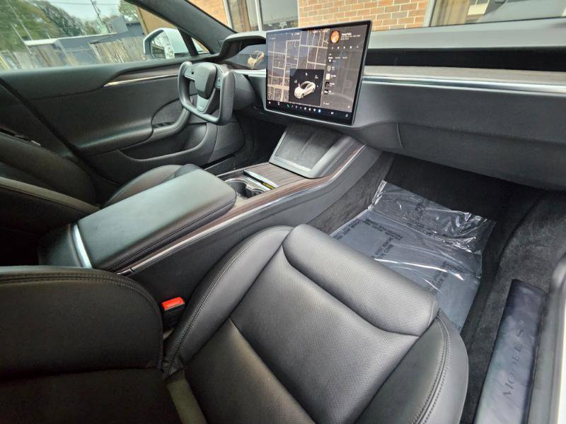 Used 2022 Tesla Model S AWD image 54