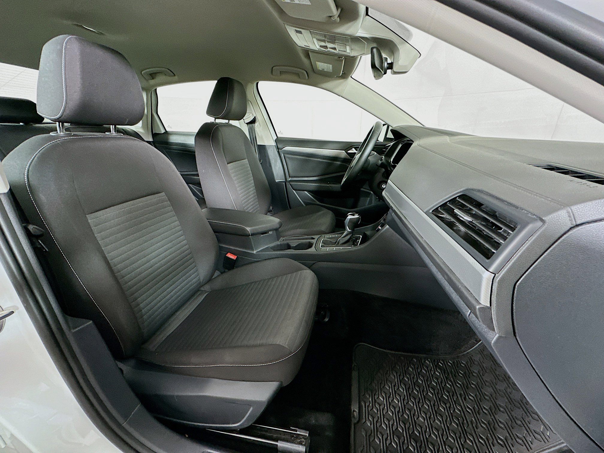 Used 2024 Volkswagen Jetta S FWD image 29