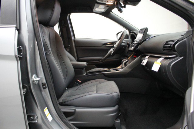 New 2026 Mitsubishi Eclipse Cross Black Edition image 18