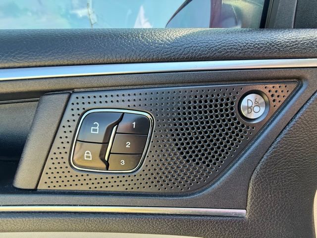 Used 2019 Ford Edge Titanium w/ Cold Weather Package image 15