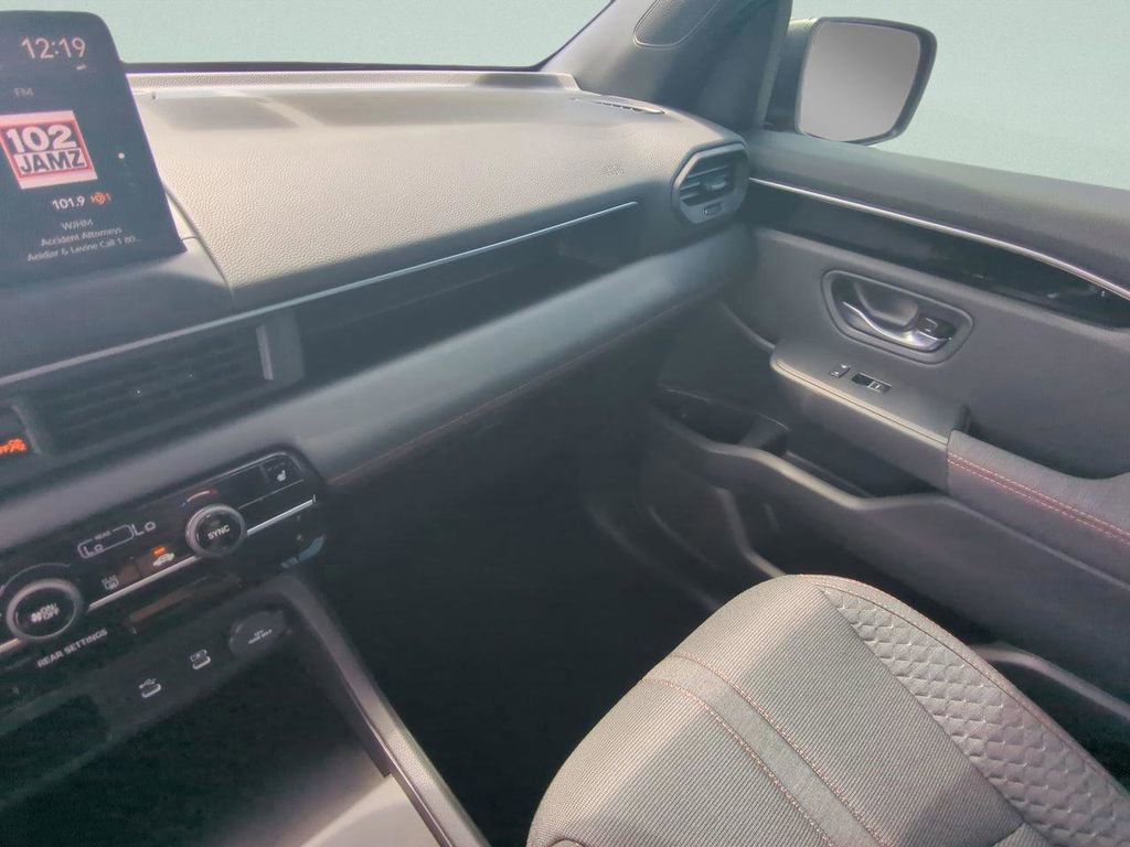 New 2026 Honda Pilot Sport image 15