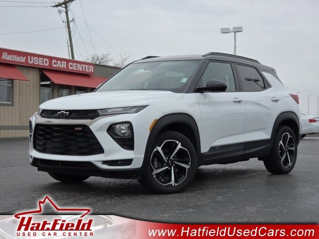 Used 2023 Chevrolet TrailBlazer RS w/ Sun and Liftgate Package AWD/4WD image 1