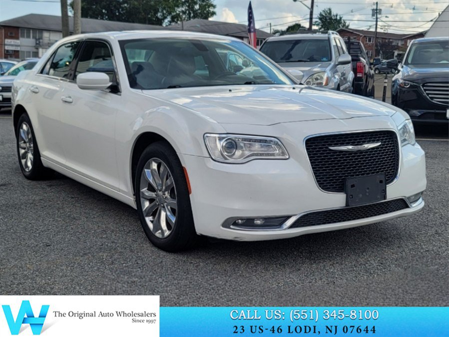 Used 2016 Chrysler 300 Limited AWD/4WD image 1