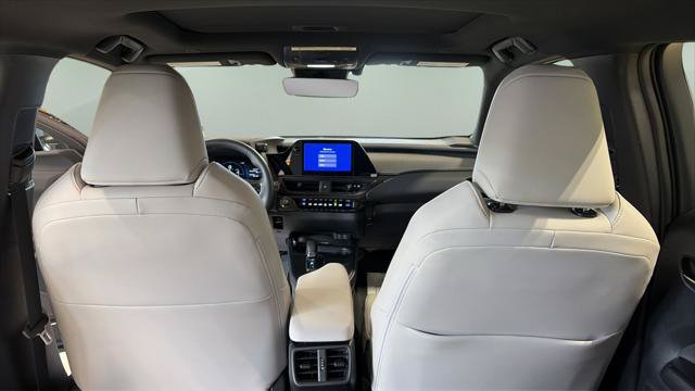 Certified 2025 Lexus UX 300h AWD w/ Accessory Package (Z1) image 23