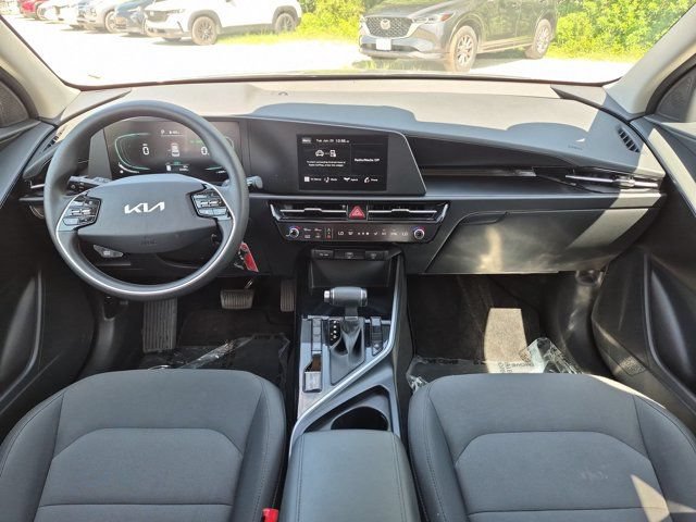 Used 2025 Kia Niro LX FWD image 25