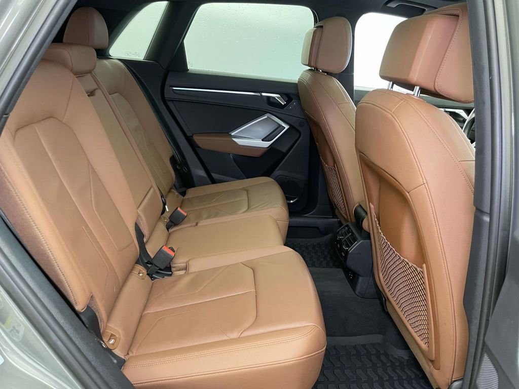 Used 2021 Audi Q3 2.0T Premium Plus image 21