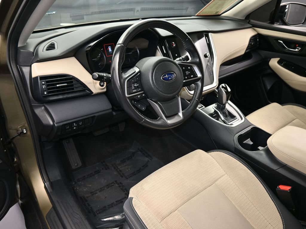 Used 2021 Subaru Outback Premium image 10