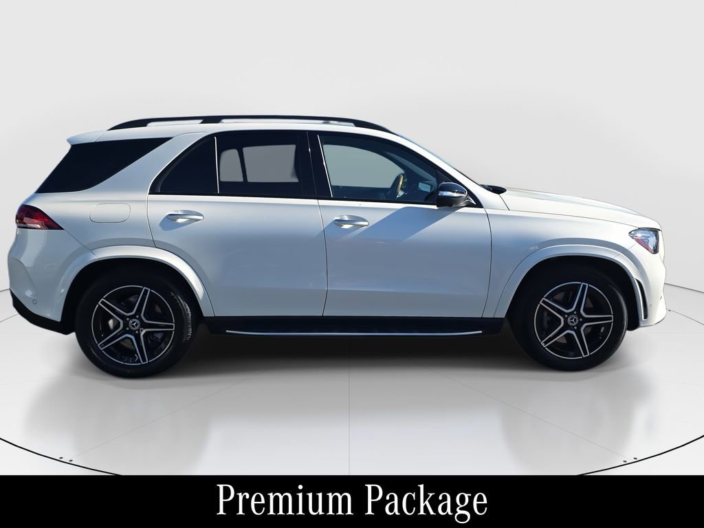 Certified 2022 Mercedes-Benz GLE 450 4MATIC w/ AMG Line Exterior image 4