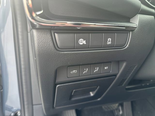 Certified 2025 MAZDA MAZDA3 s AWD/4WD image 17