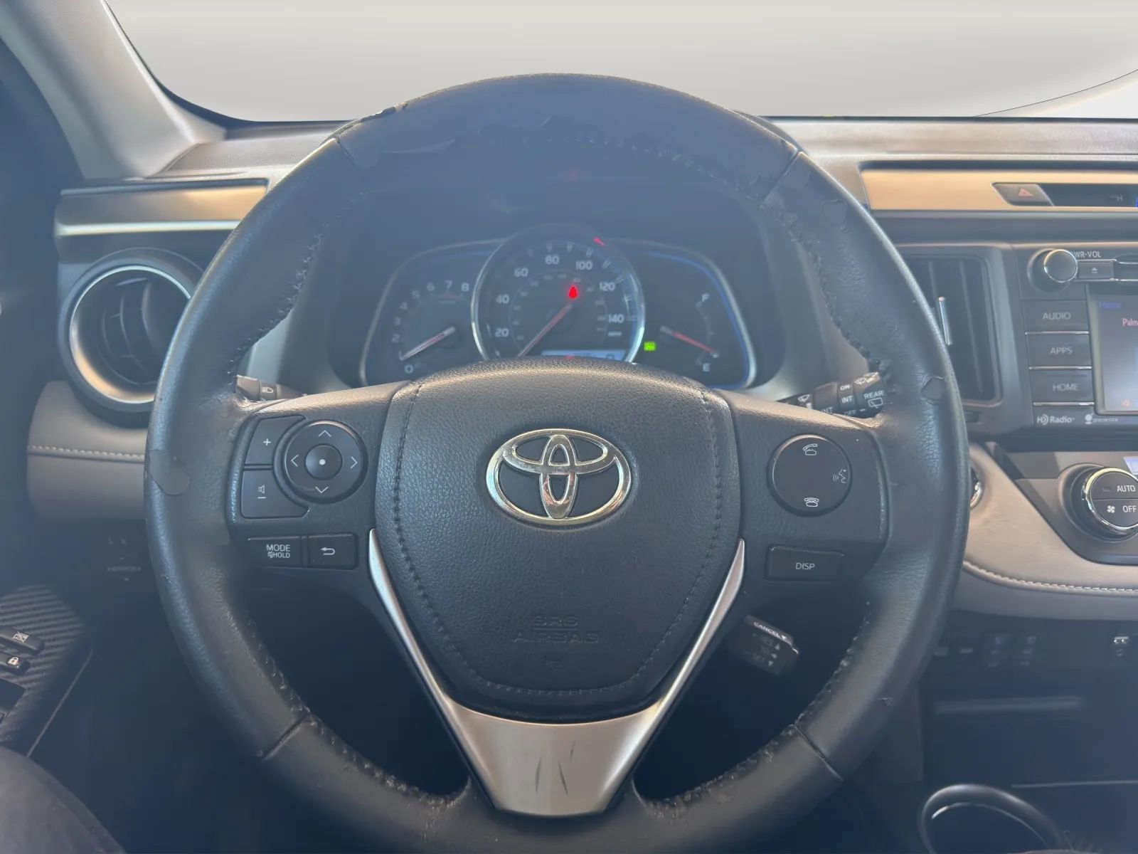 Used 2015 Toyota RAV4 Limited FWD image 9