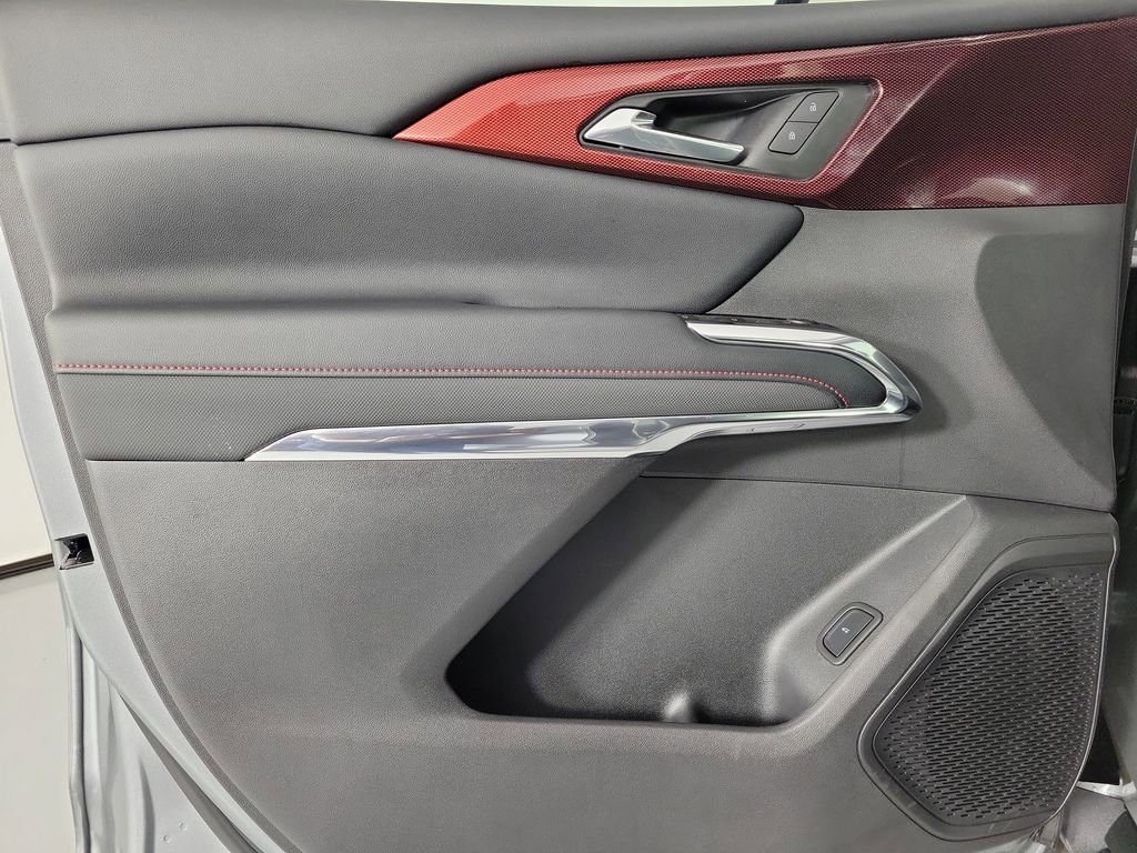 Used 2025 Chevrolet Traverse Z71 w/ Driver Confidence Package image 20