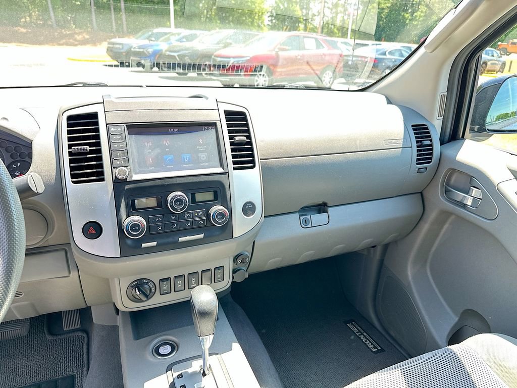 Used 2021 Nissan Frontier SV w/ Midnight Edition Floor Mats AWD/4WD image 20