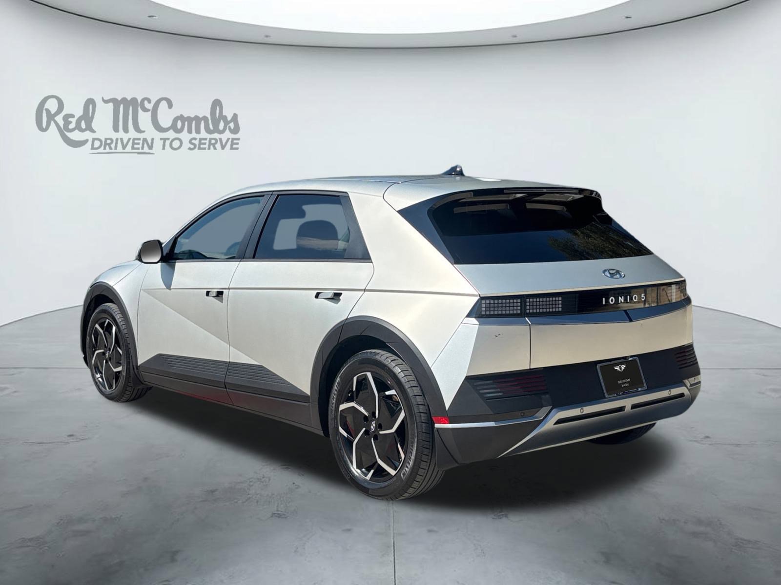 Used 2023 Hyundai Ioniq 5 SEL image 3