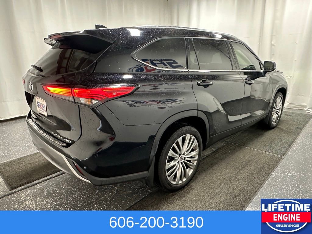 Used 2022 Toyota Highlander Platinum image 6