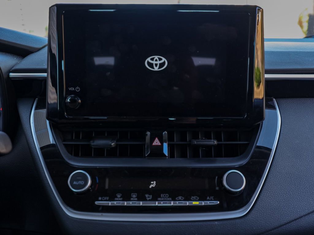 Used 2024 Toyota Corolla LE image 28