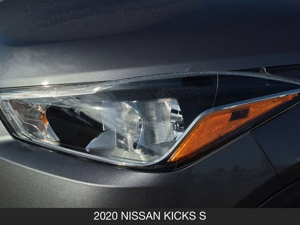 Used 2020 Nissan Kicks S FWD image 10