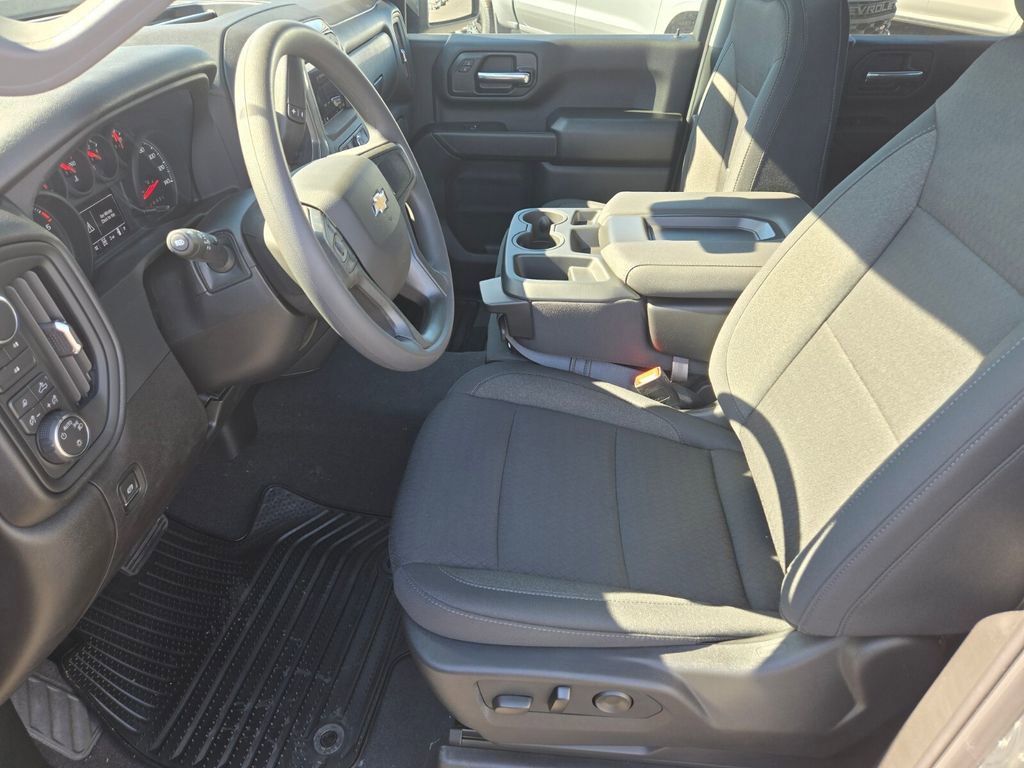 New 2026 Chevrolet Silverado 2500 Custom w/ Custom Value Package image 6