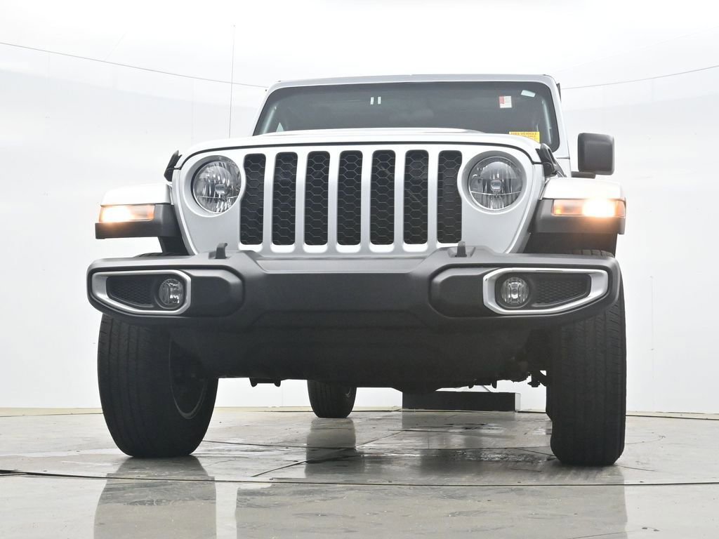 Used 2023 Jeep Gladiator Sport AWD/4WD image 28