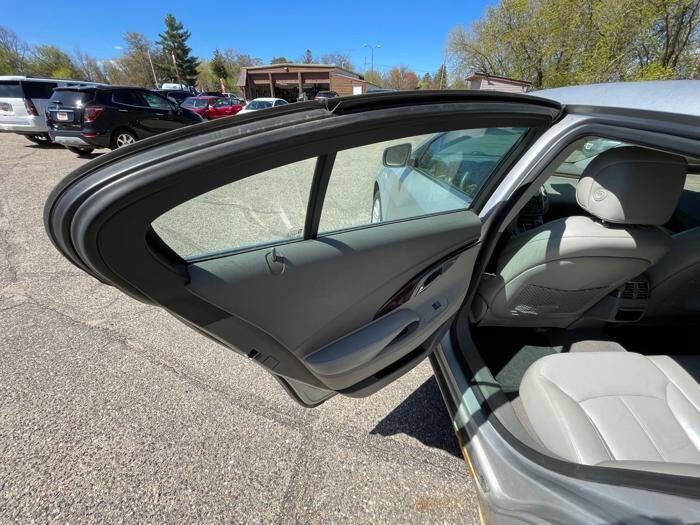 Used 2011 Buick LaCrosse CXL FWD image 24